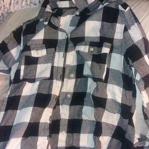 Button down women's black and white checkered